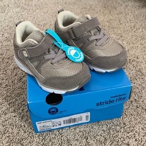 NIB Stride Rite M2P toddler sneakers